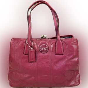 Coach Signature Stitch Frame Berry Patent leather Tote F15658 Excellent Preowned
